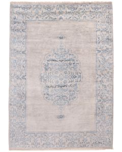 Elegance Design Rug - Bamboo silk  - 7'9  x 5'6